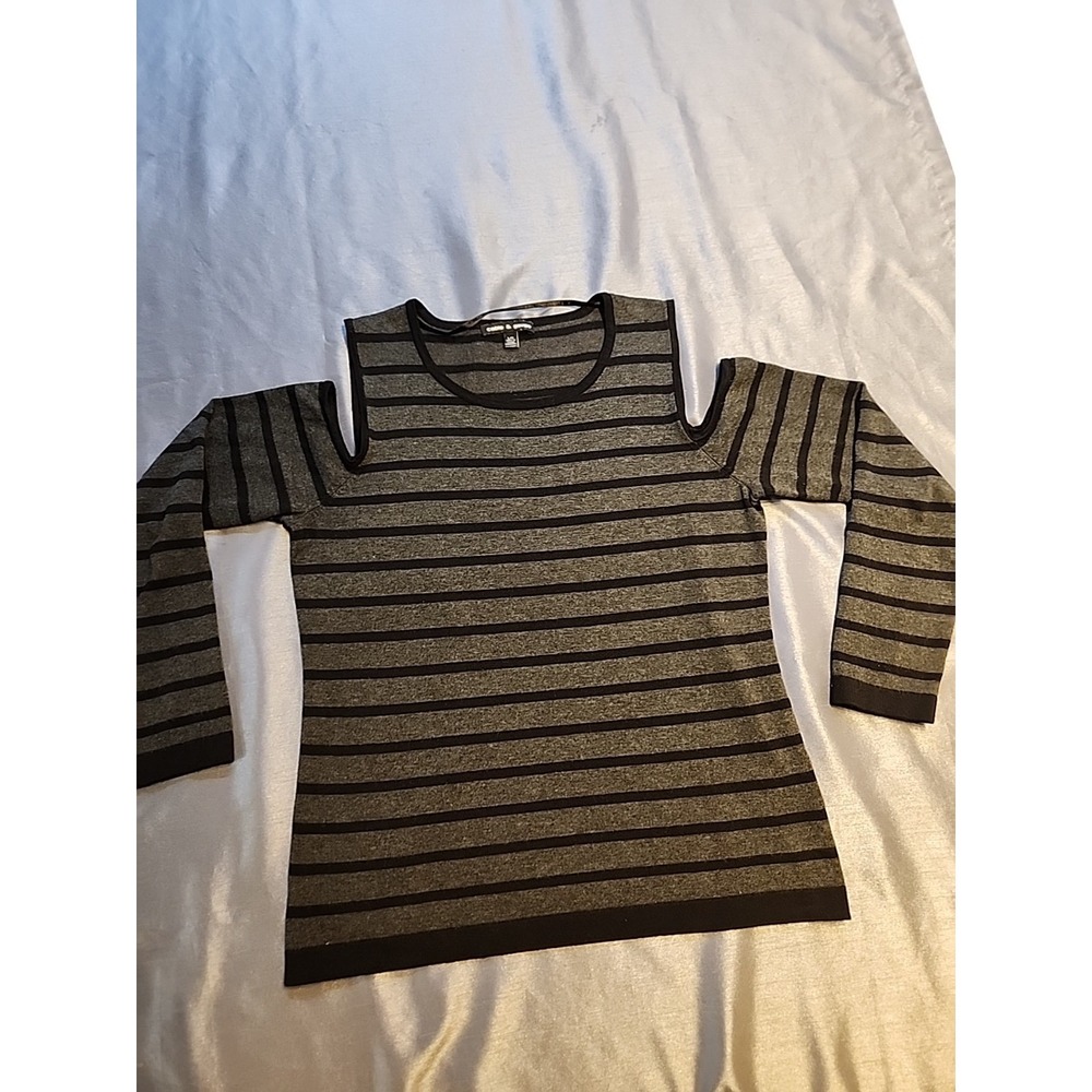 Cable & Gauge Womens Gray Black Striped Cold Shoulder Knit‎ Sweater Top Large